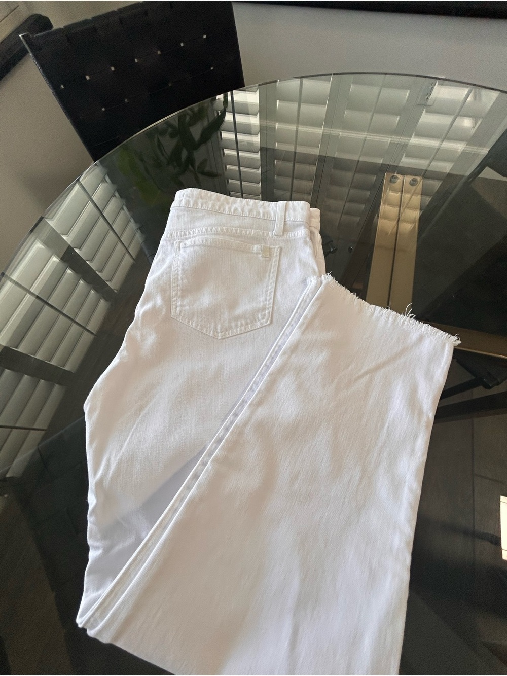 Joe's Jeans White Lara Mid-Rise Cigarette Anke Frayed Hem Jeans Size 34 - Picture 5 of 6